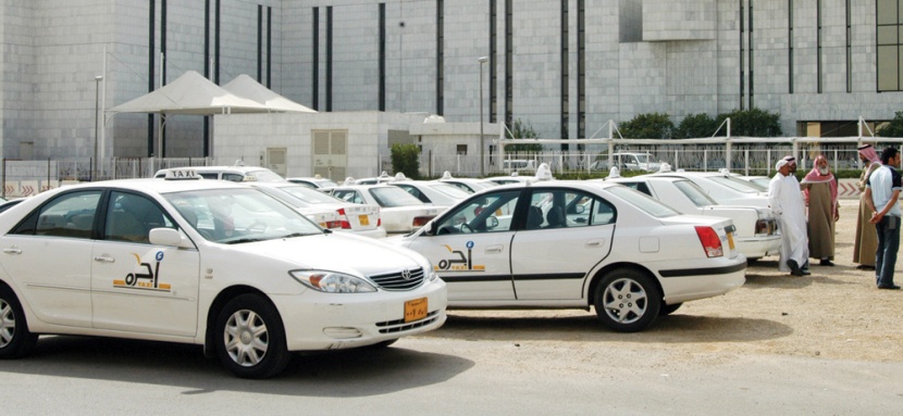 «العمل» تؤسس شركة سيارات أجرة لتوطين 22 ألف وظيفة