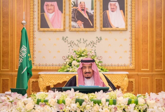 السعودية : "حزب الله" سلب إرادة حكومة لبنان .. ونقدر مواقف بعض مسؤوليها