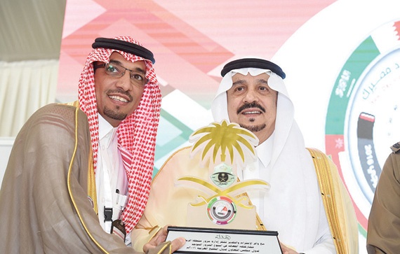 أمير منطقة الرياض يكرم «السعودية للكهرباء» لرعايتها فعاليات أسبوع المرور الخليجي