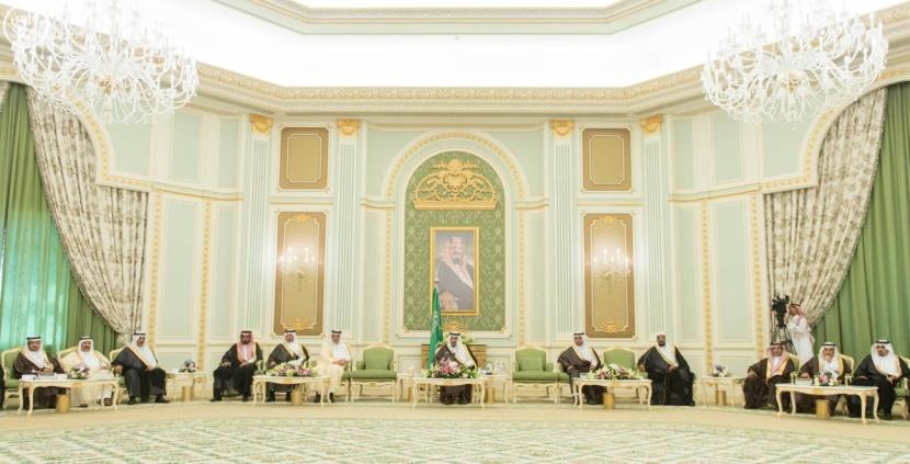 الملك: السكن والحياة الكريمة للمواطن محل اهتمامي الشخصي