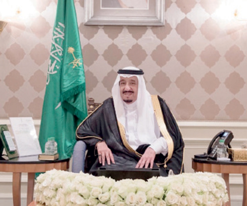 خادم الحرمين يستقبل السفراء العرب لدى مصر