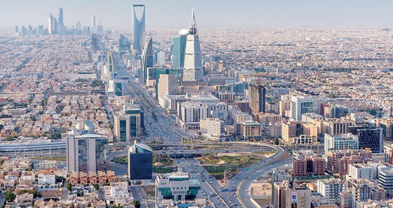 «الرؤية السعودية» .. وطن يتحول لكن لا يتبدل
