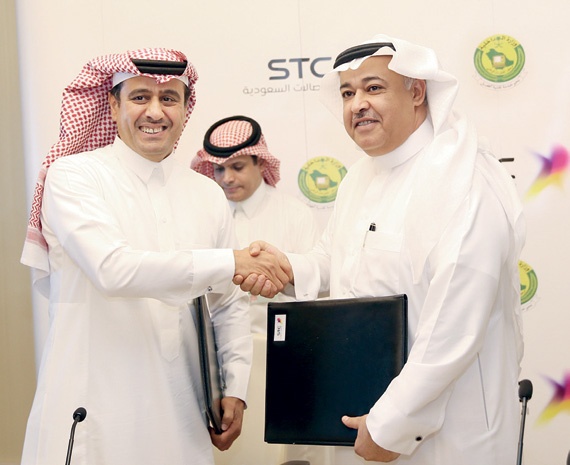 مركز المعلومات الوطني وشركة الاتصالات السعودية يوقعان مذكرة تفاهم استراتيجية في مجال الحوسبة السحابية