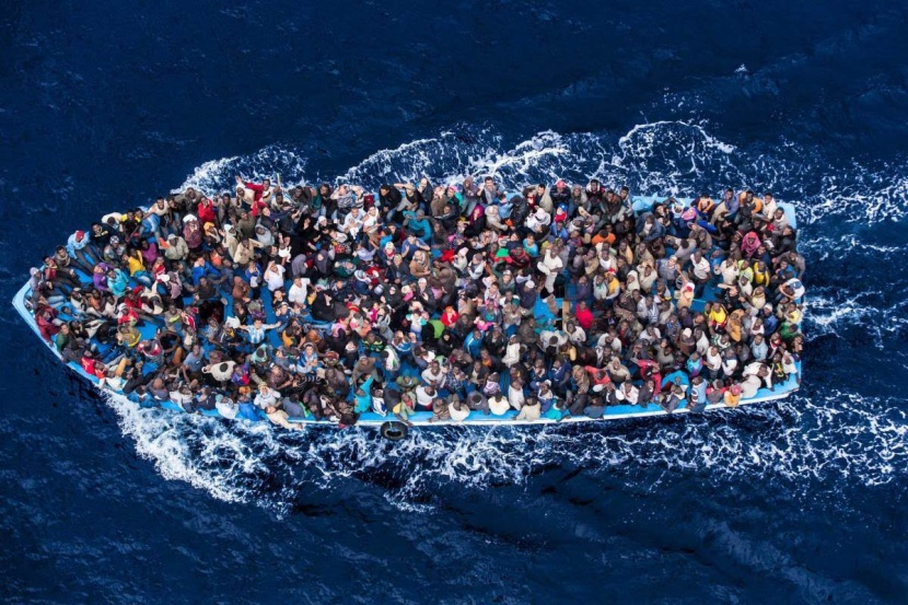 مقتل 45 شخصا في غرق ثالث سفينة مهاجرين خلال ثلاثة أيام