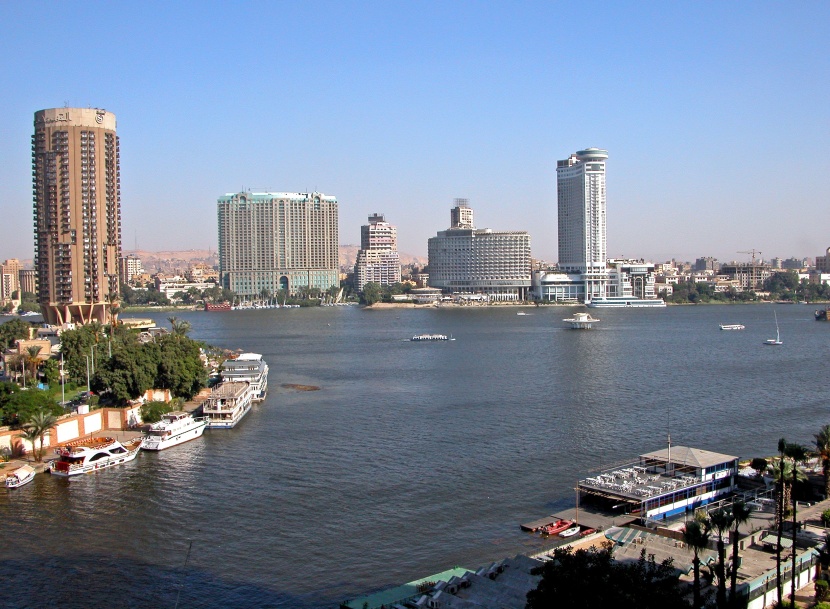 نمو الاقتصاد المصري 4.5 % في النصف الأول من 2015-2016