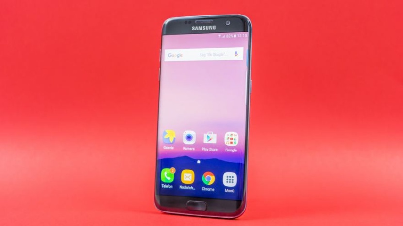 سامسونج تعتزم استثمار نحو 7 مليارات دولار في صناعة شاشات OLED