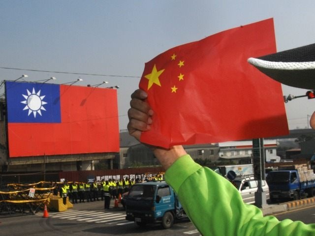 بكين تقطع الاتصالات الرسمية مع تايوان لعدم اعتراف حكومتها بالصين الواحدة