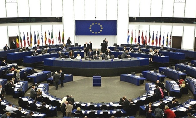 البرلمان الأوروبي يطالب بضرورة الانسحاب الفوري البريطاني