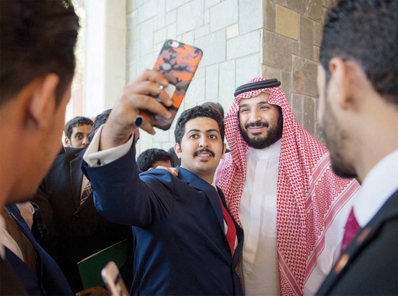 خادم الحرمين يأمر بإلحاق الدارسين على حسابهم الخاص في الصين بالبعثة التعليمية