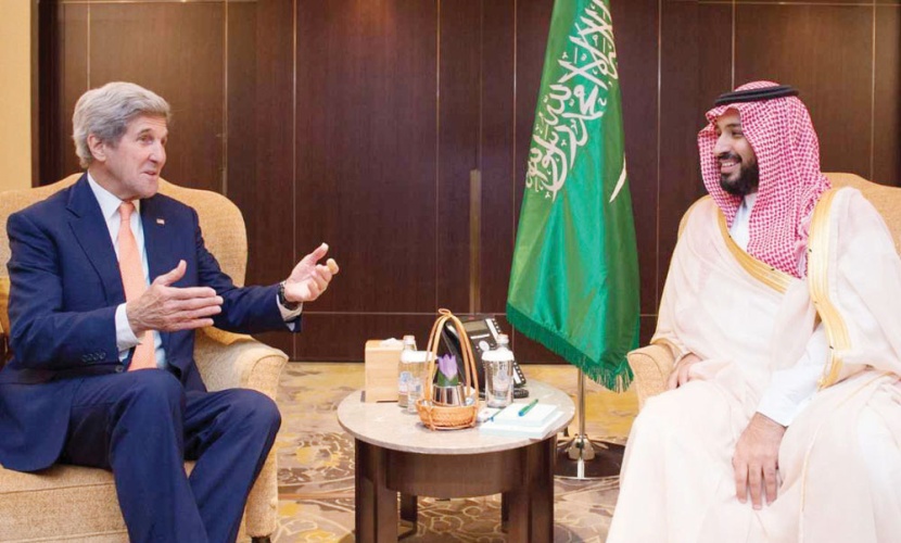 .. ويستعرض العلاقات الثنائية مع وزير الخارجية الأمريكي