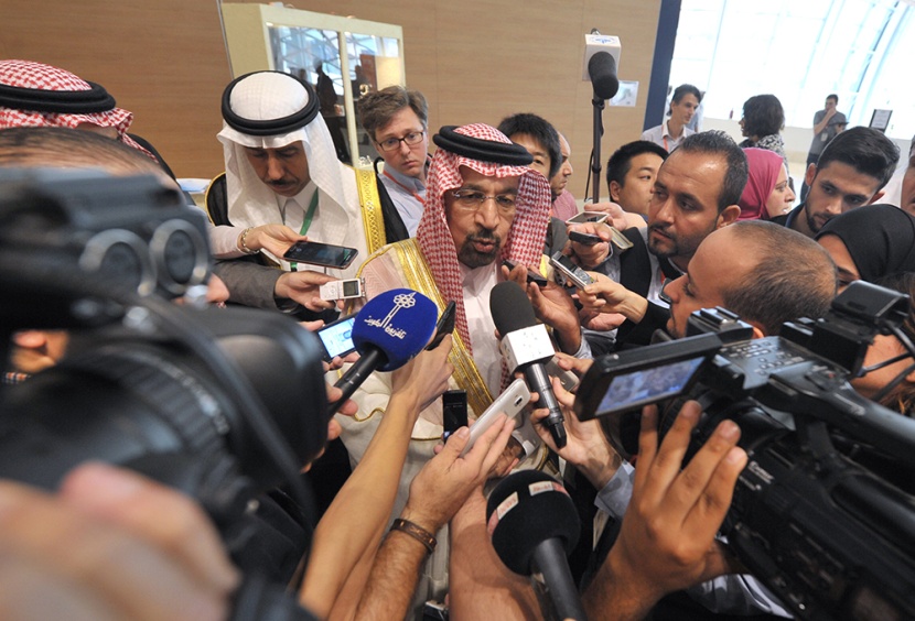 وزير الطاقة: السعودية قادرة على تحمل الاتجاه الحالي في سعر النفط