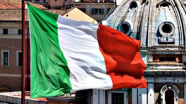 الحكومة الإيطالية تخفض توقعات نمو الاقتصاد إلى أقل من 1% خلال العام الحالي