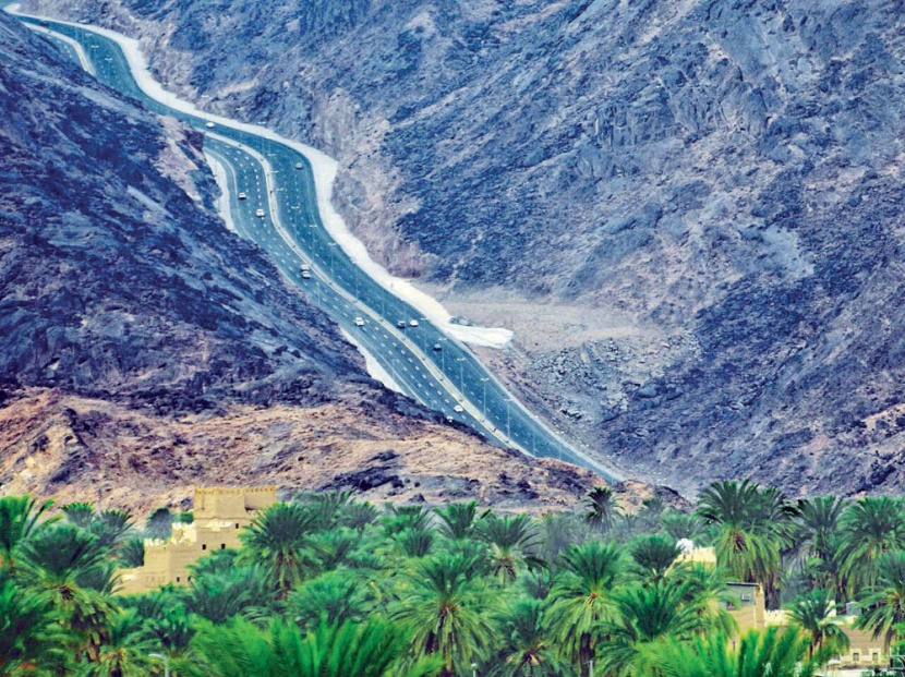طريق مغرة نجران.. غياب شبكة الجوال يعيق عملية إنقاذ مصابي الحوادث