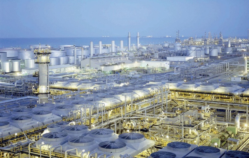 4 شركات تتنافس على عقد إدارة مشاريع «أرامكو» غير النفطية