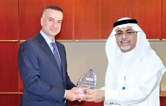 «العربي الوطني» الأعلى نموا في إجمالي مدفوعات بطاقات فيزا الائتمانية