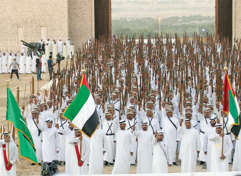 الإمارات قادة وشعبا: «حي الإمام ابن الإمام سلمان للعليا سنام»