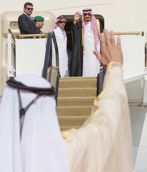 الملك سلمان للشيخ خليفة بن زايد: زيارة الإمارات أتاحت الفرصة لتعزيز العلاقات الأخوية