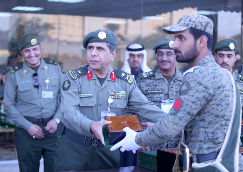 مدير عام الجوازات يرعى تخريج الدورة 40 من معهد الجوازات