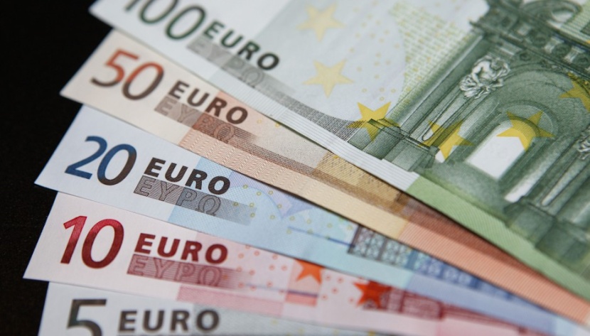 ارتفاع دولار نيوزيلندا واليورو قبل اجتماع المركزي الأوروبي