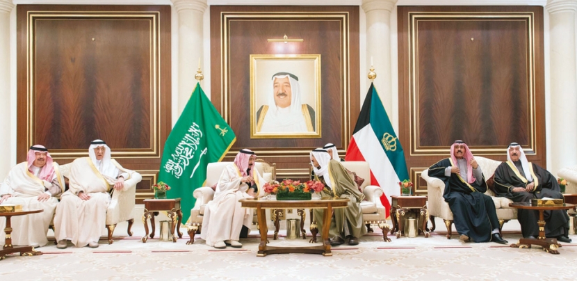 أمير الكويت: زيارة خادم الحرمين تجسد الروابط الأخوية بين البلدين
