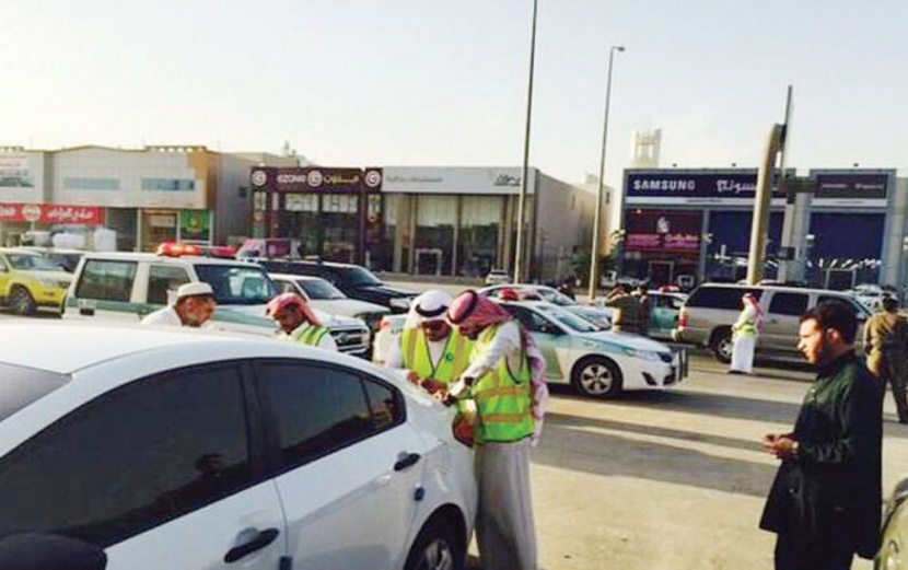«النقل» توقع غرامات على شركات التطبيقات والسائقين الأجانب