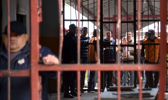 البرازيل تخشى حدوث المزيد من أعمال الشغب داخل السجون