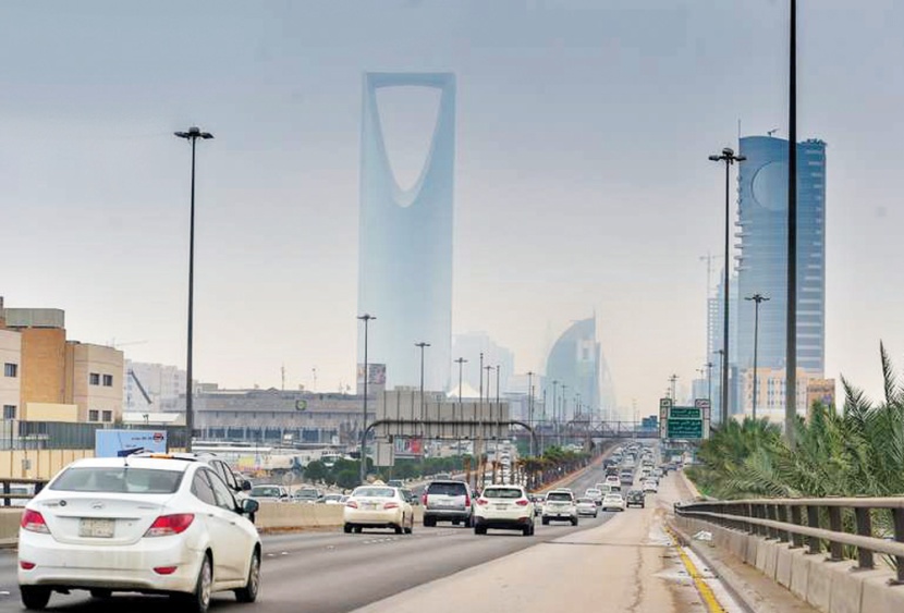 أول مزادات تركة صالح الراجحي في فبراير .. برج وشريط تجاري وأرض 400 ألف متر