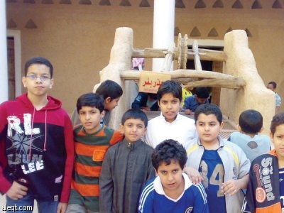 طلاب "شعبة ابن الحجاج" يزورون المصمك