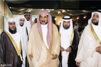 باحث يحذر من السحر والشعوذة وبعض مجالات الدورات العصبية النفسية