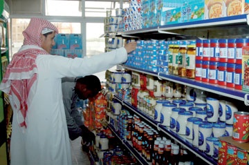 أرباح "البقالات" تتضاعف يوم الجمعة