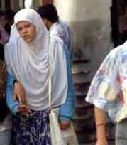 الجزائر: 27% من طالبات الجامعات يتعرضن للتحرش من أساتذتهن