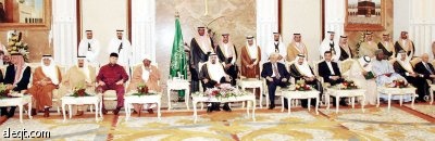 الملك: على الأمة أن تحاور نفسها لتعزيز الاعتدال والقضاء على التطرف