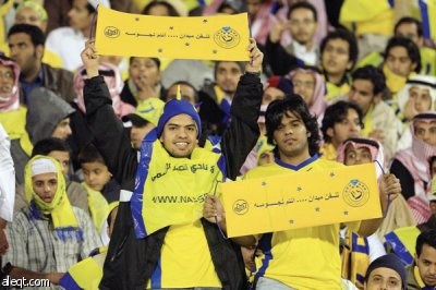النصر ينقب عن مدرب عالمي ومحترفين للخروج من مأزق الإخفاقات