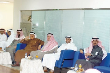 "الرياض للتعمير".. معايدة ومباركة بنجاح تفويج الحج