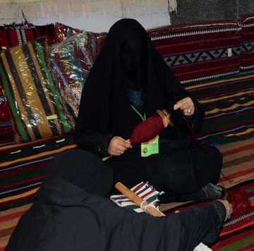 الزيتون يرتق ثوب الجوف الاقتصادي