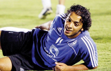 الأجانب أضاعوا الهلال .. وكوزمين أنقذ الخراشي والكلثم بإعارتهما