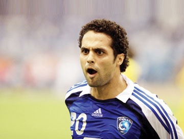 الأجانب أضاعوا الهلال .. وكوزمين أنقذ الخراشي والكلثم بإعارتهما