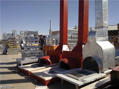 "البرد" ينعش أسواق بيع المناقل والمشبات