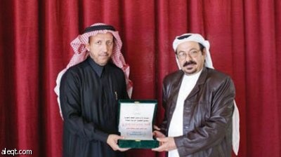 "الشعلة" يمنح الفصلاء العضوية الشرفية
