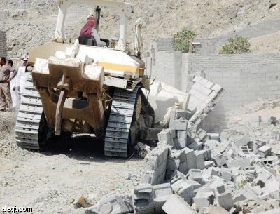 لجنة التعديات تزيل 35 موقعا من مخطط ولي العهد في جنوب مكة