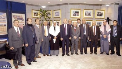العذل يلتقي مسؤولين في غرفة أبوظبي ووفدا باكستانيا