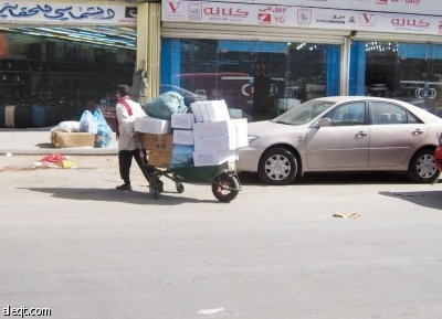 العربات.. تخترق قلب الرياض وتستوطن في البطحاء