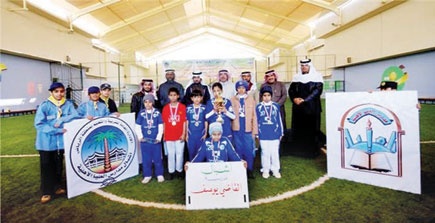 "النشاط الطلابي" في تعليم الرياض يقيم بطولة لكرة القدم