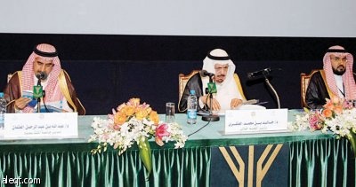 وزير التعليم العالي: لوائح الوزارة تنظم مكافآت مرافقي المبتعثين