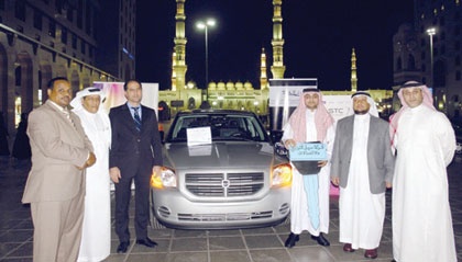 "الاتصالات السعودية" تشارك في تكريم عملاء "سيل" بسيارات وذهب