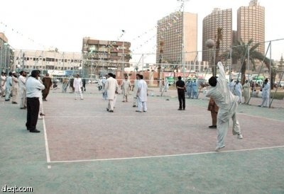 من يمنعهم؟