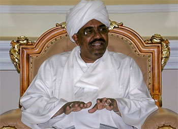 المحكمة الجنائية تعلن ملاحقة الرئيس السوداني عمر  البشير رسميا