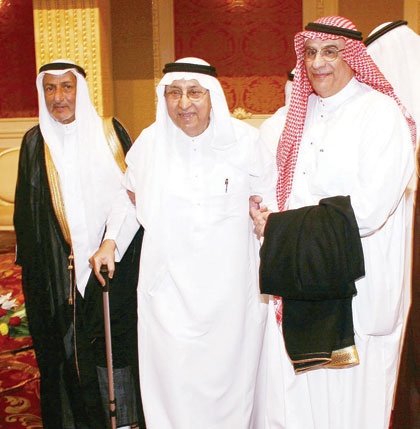 الموت يغيب شيخ التجار وهيب سعيد بن زقر
