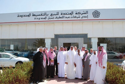 عبد اللطيف جميل يفتتح الفرع الأول في سبت العلايا والـ 58 في المملكة