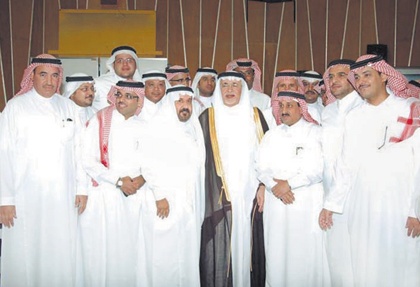 وزير الإعلام يرعى دورة لإعداد وتقديم البرامج في إذاعة جدة